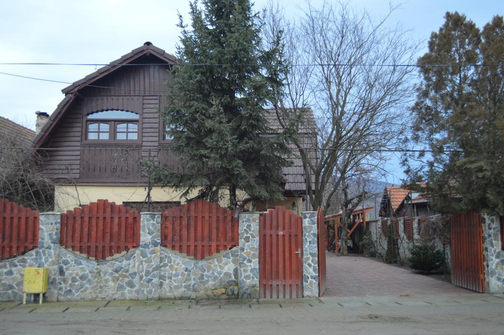 La Mos Pavel Noslac Exterior foto